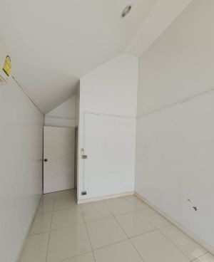 3 Bedroom Townhouse for rent at Mueang Thong Thani 1 — photo 5