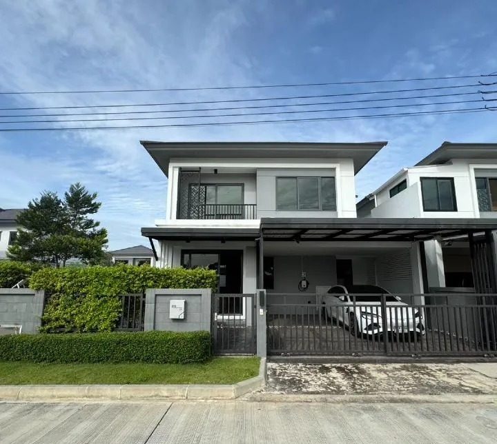 3 Bedroom House for rent at Grand Britania Rachaphruek - Rama 5