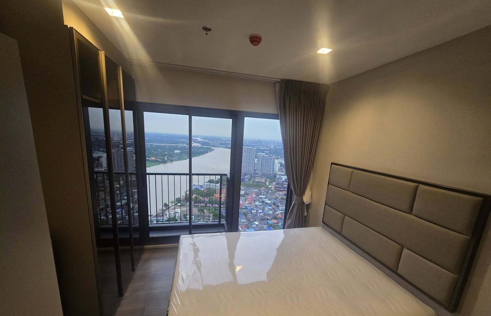 1 Bedroom Condo for rent at The Politan Aqua — photo 5
