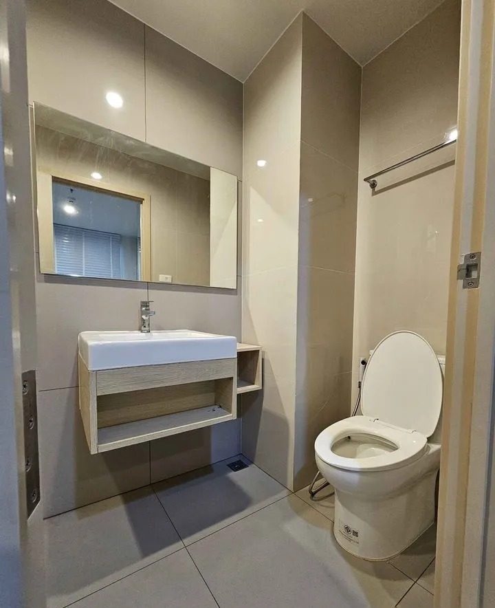 Studio Condo for rent at Nue Noble Ngamwongwan — photo 3