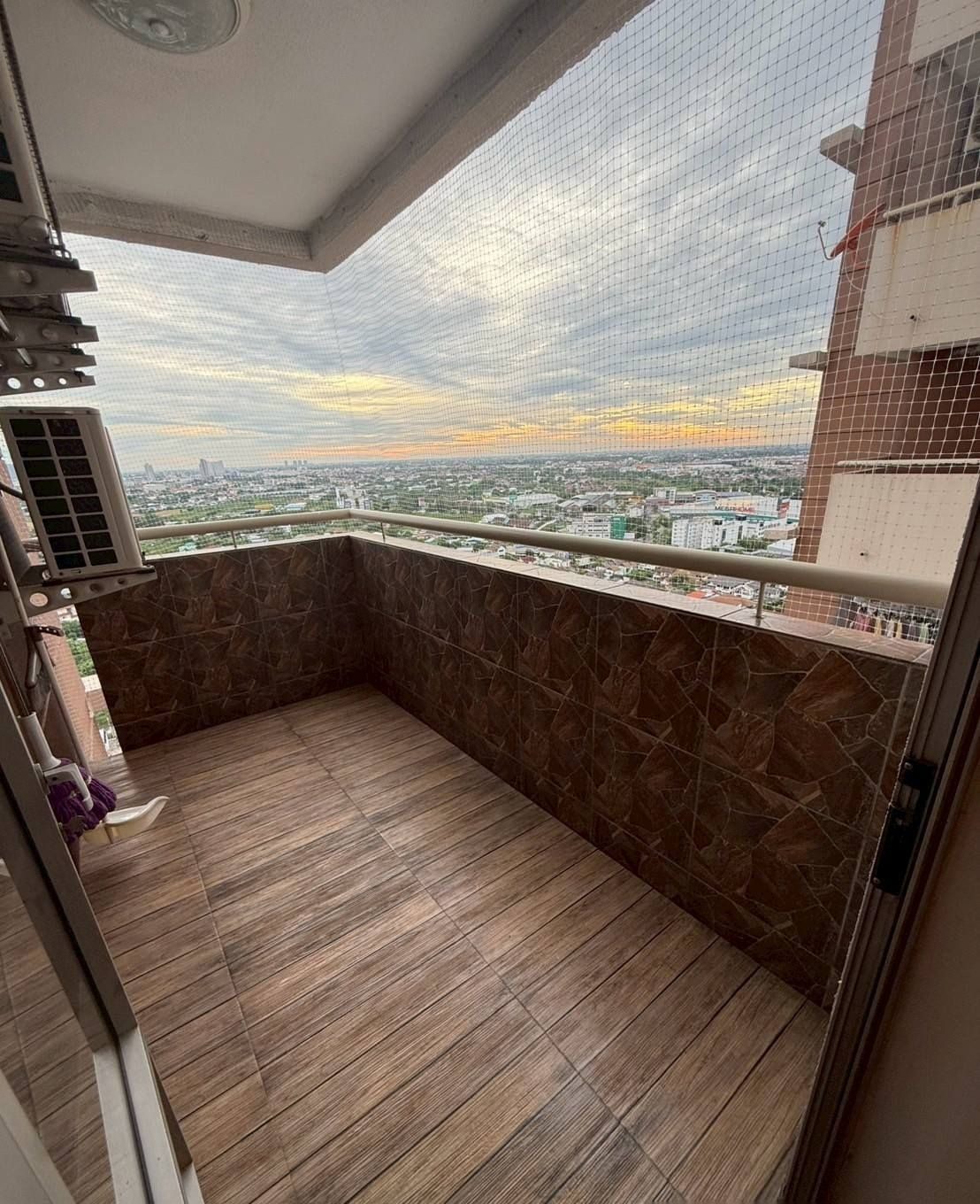 3 Bedroom Condo for rent at Riviera Up Condominium — photo 4