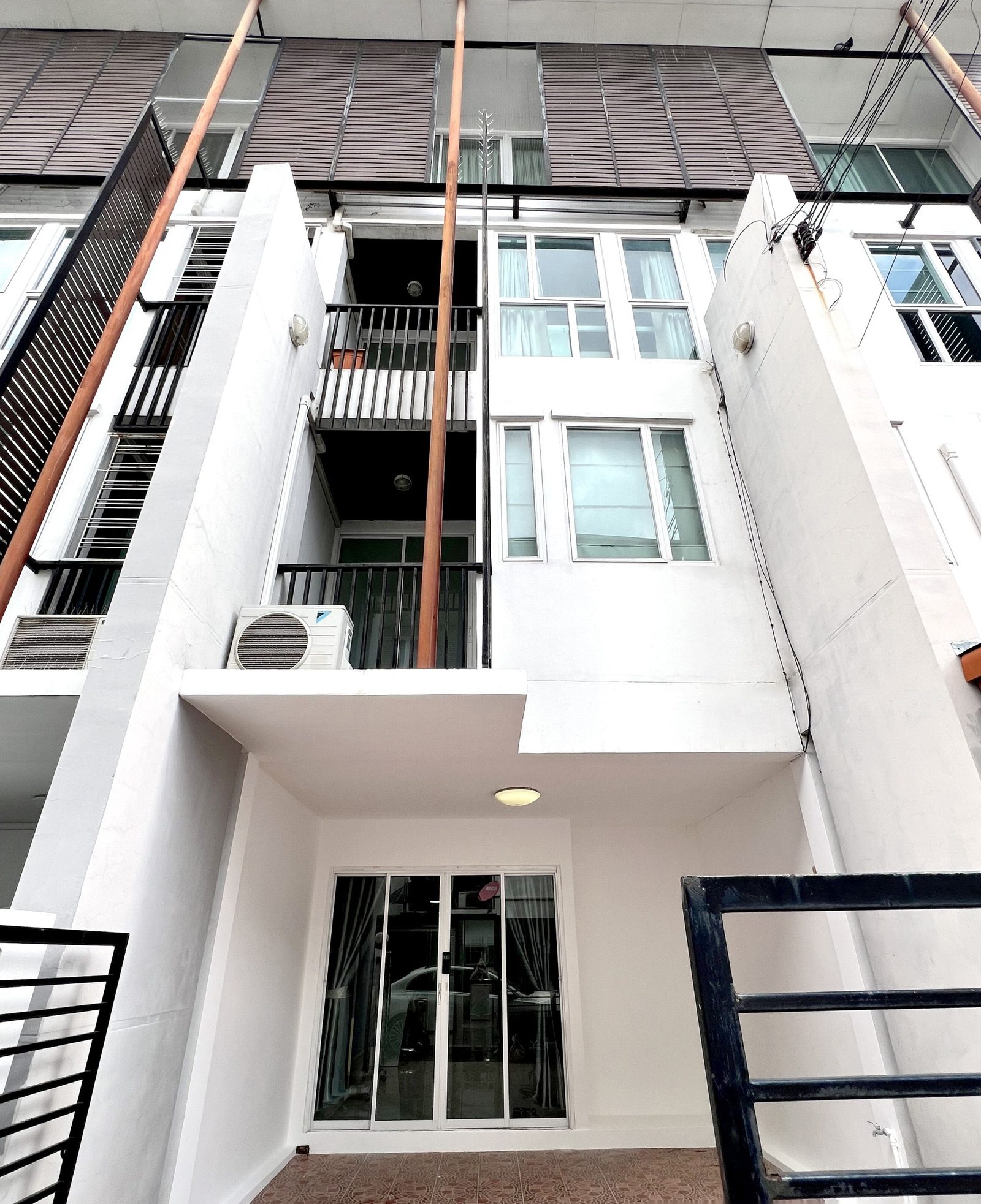 3 Bedroom Townhouse for rent at Attic Lite Changwattana