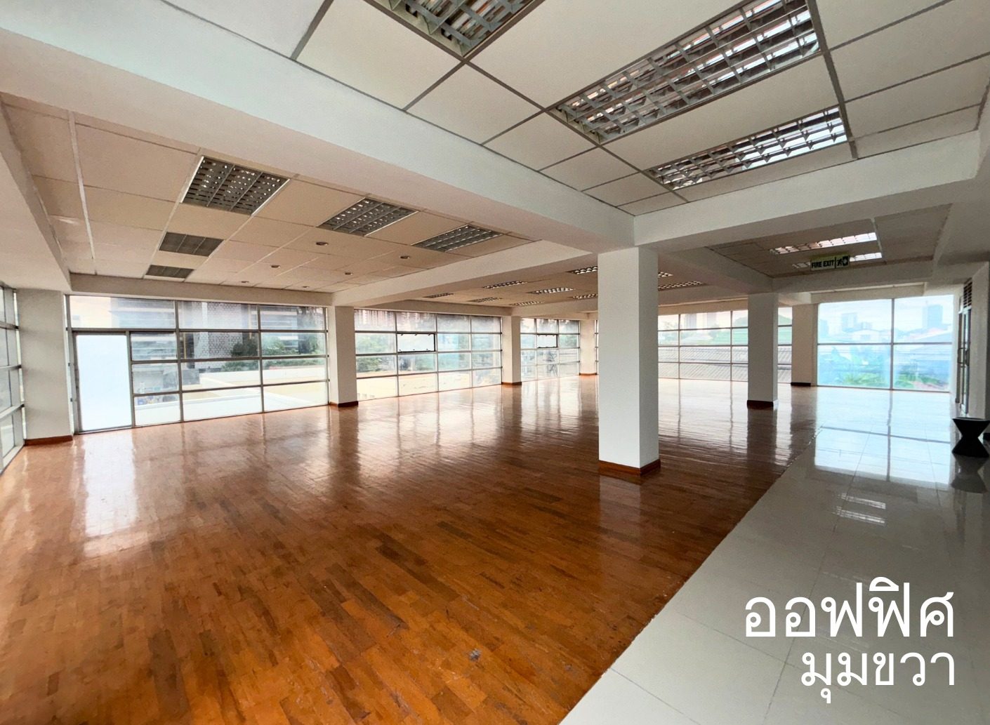 Office for rent at Muangtongthani Village