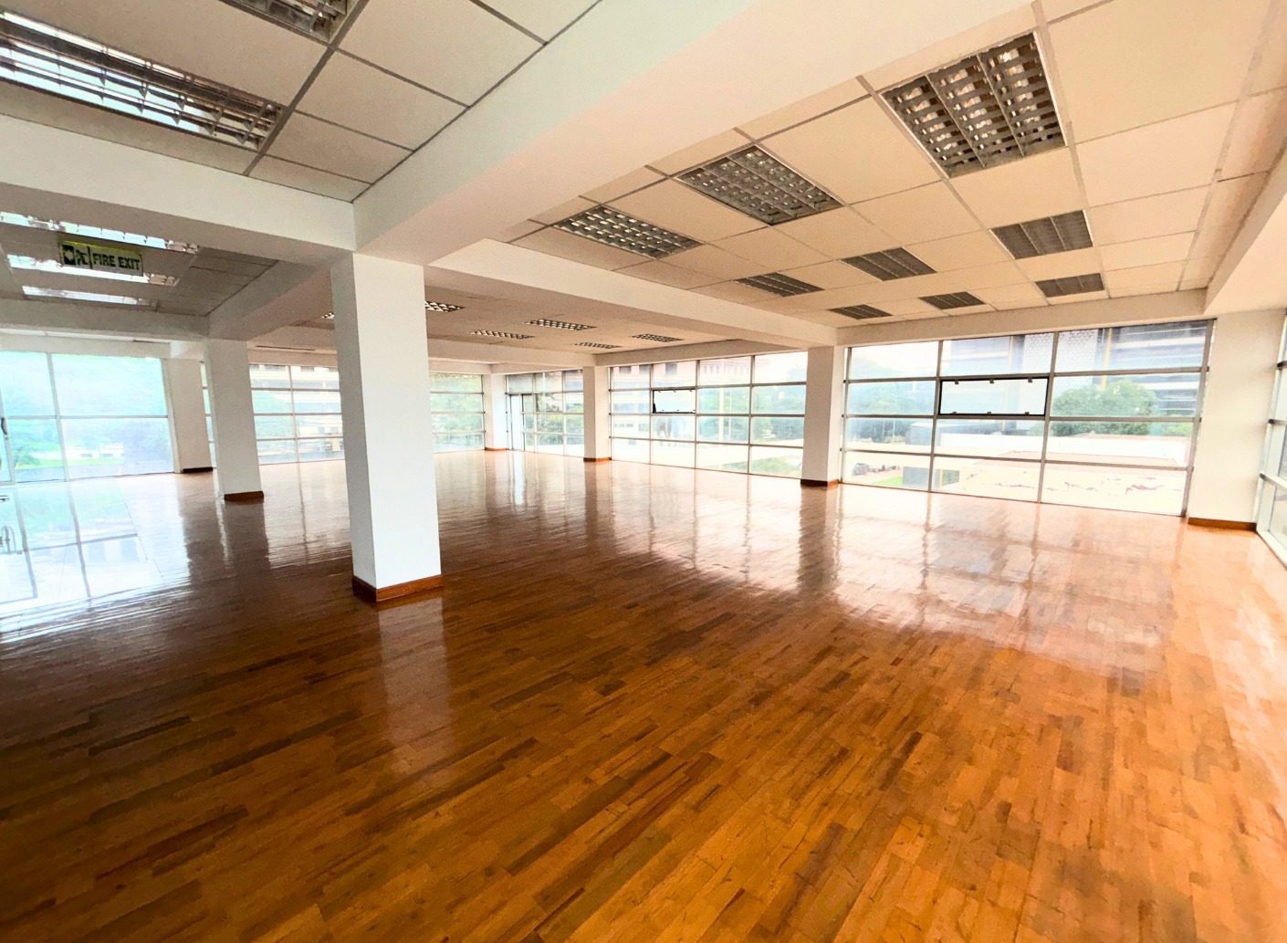 Office for rent at Muangtongthani Village — photo 3