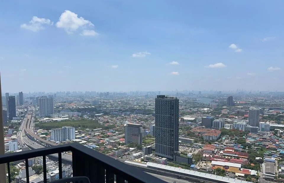 1 Bedroom Condo for rent at The Politan Rive — photo 5