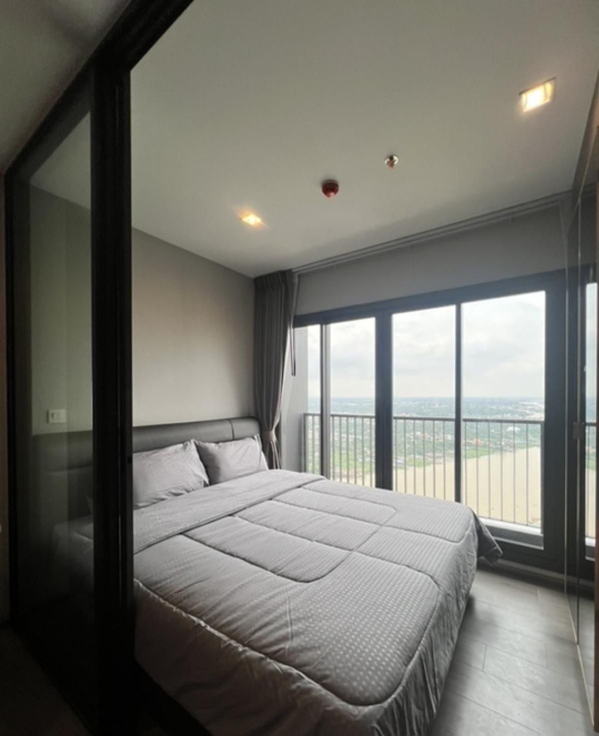 1 Bedroom Condo for rent at The Politan Aqua — photo 2