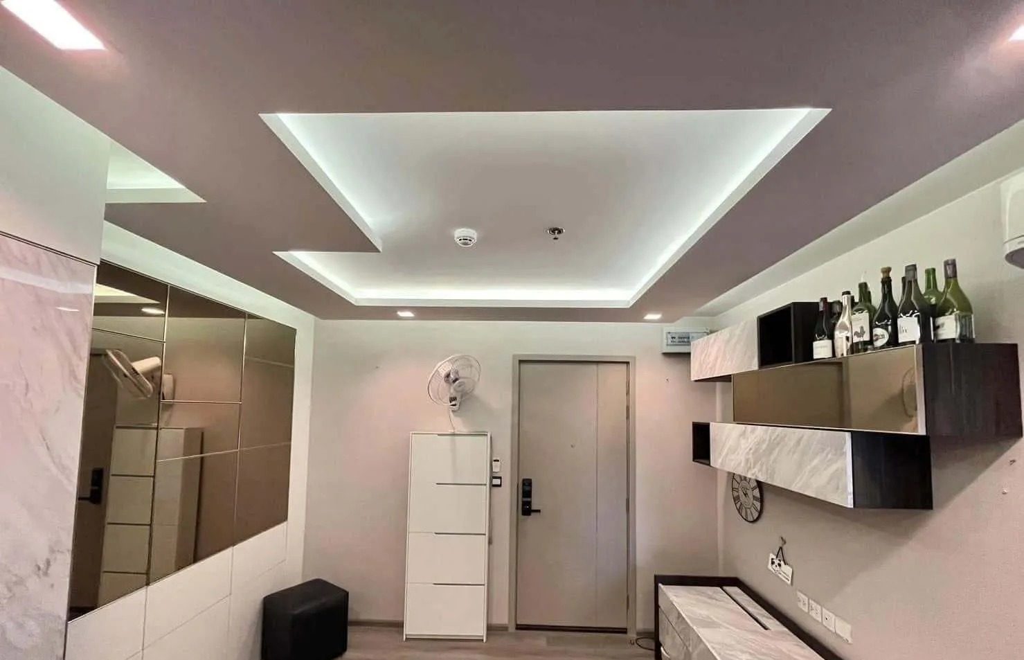 1 Bedroom Condo for rent at The Politan Rive — photo 5