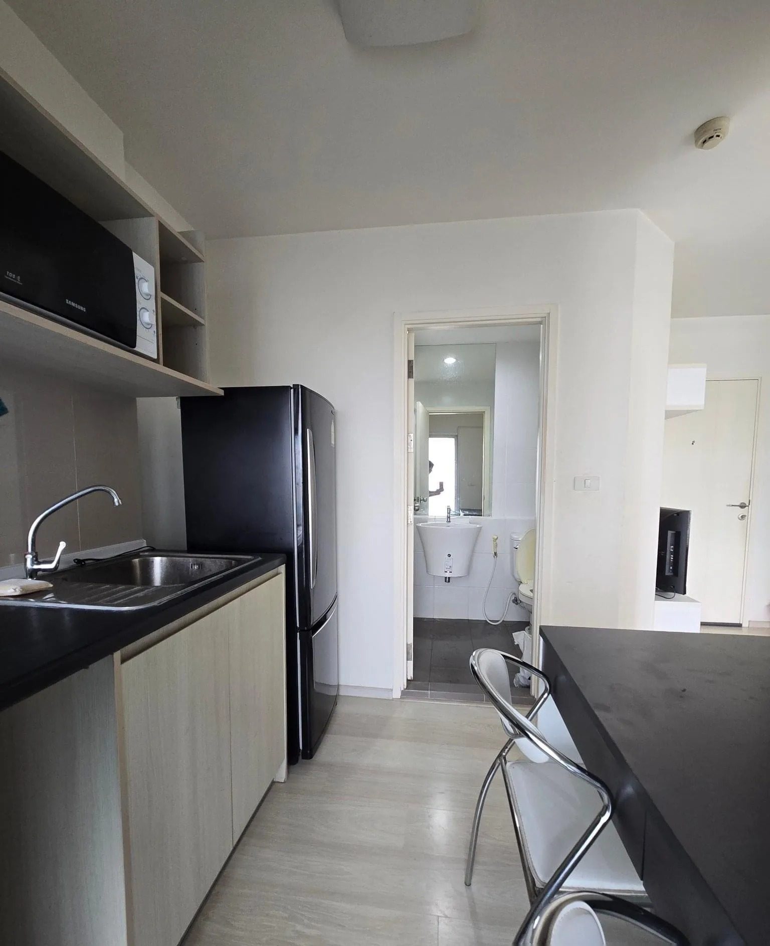 1 Bedroom Condo for rent at Aspire Rattanathibet — photo 3