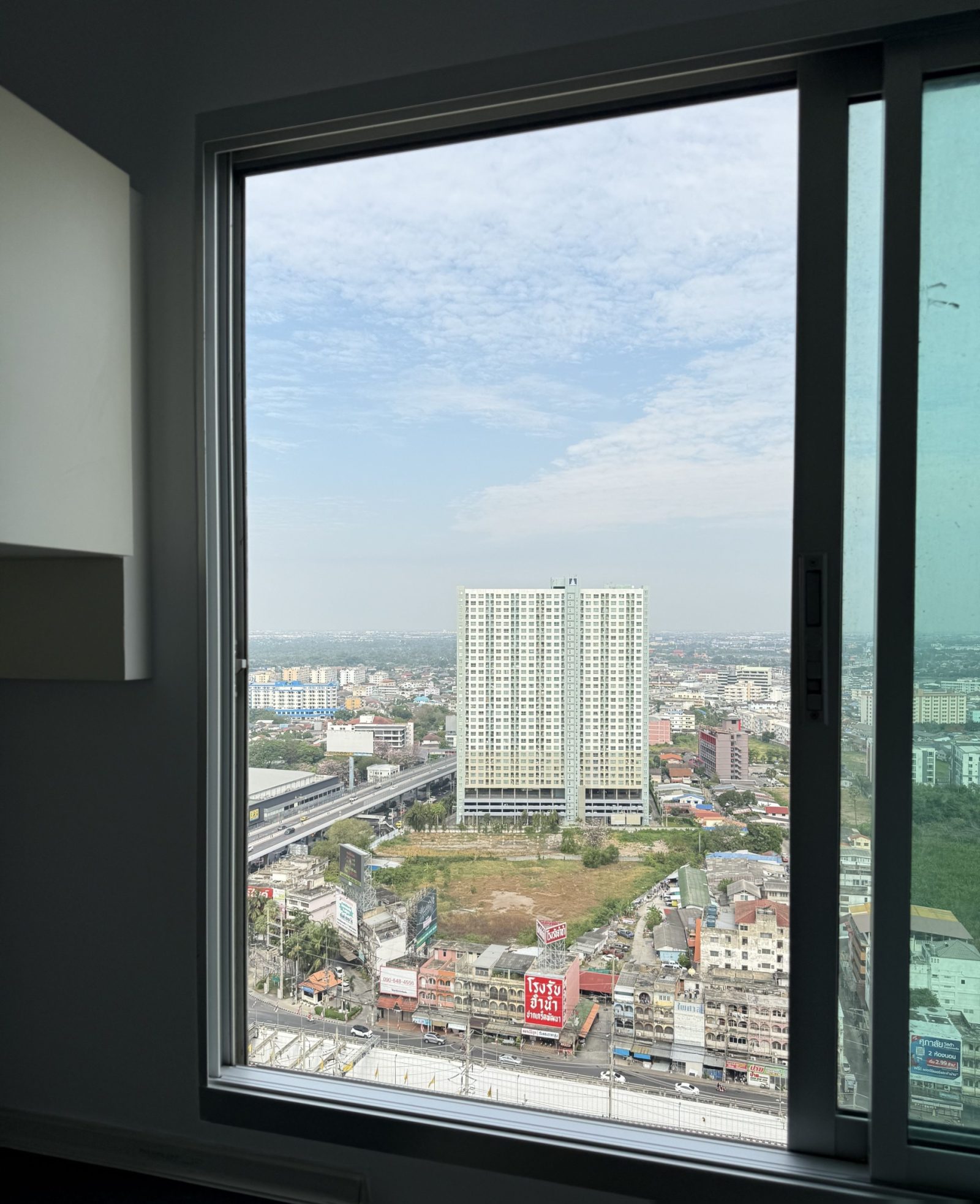 1 Bedroom Condo for rent at Supalai Vista Pakkret Intersection — photo 2