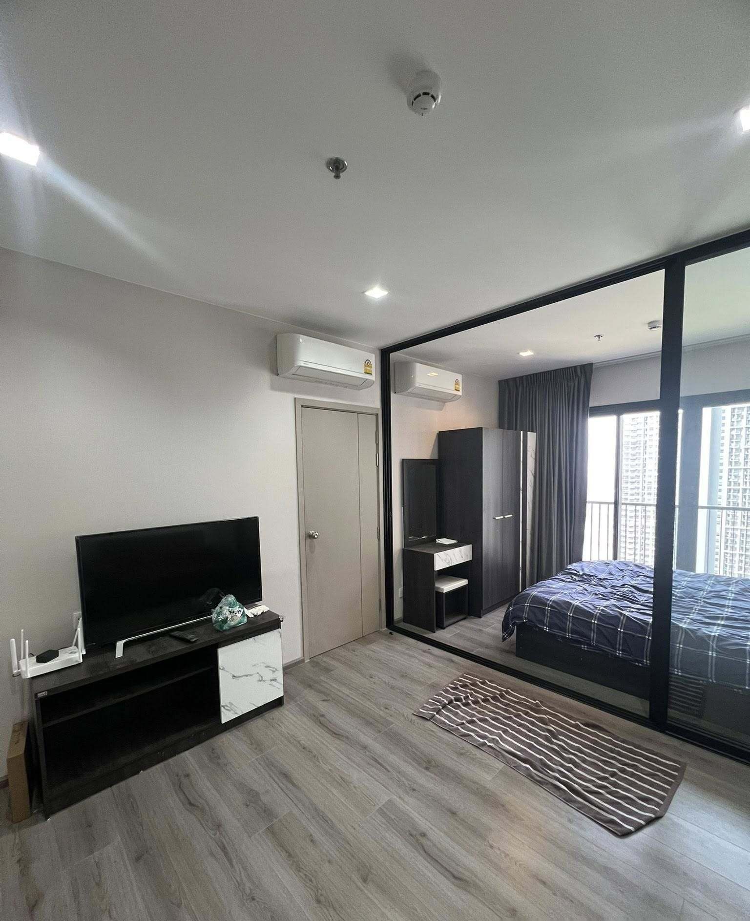 1 Bedroom Condo for rent at The Politan Rive — photo 3