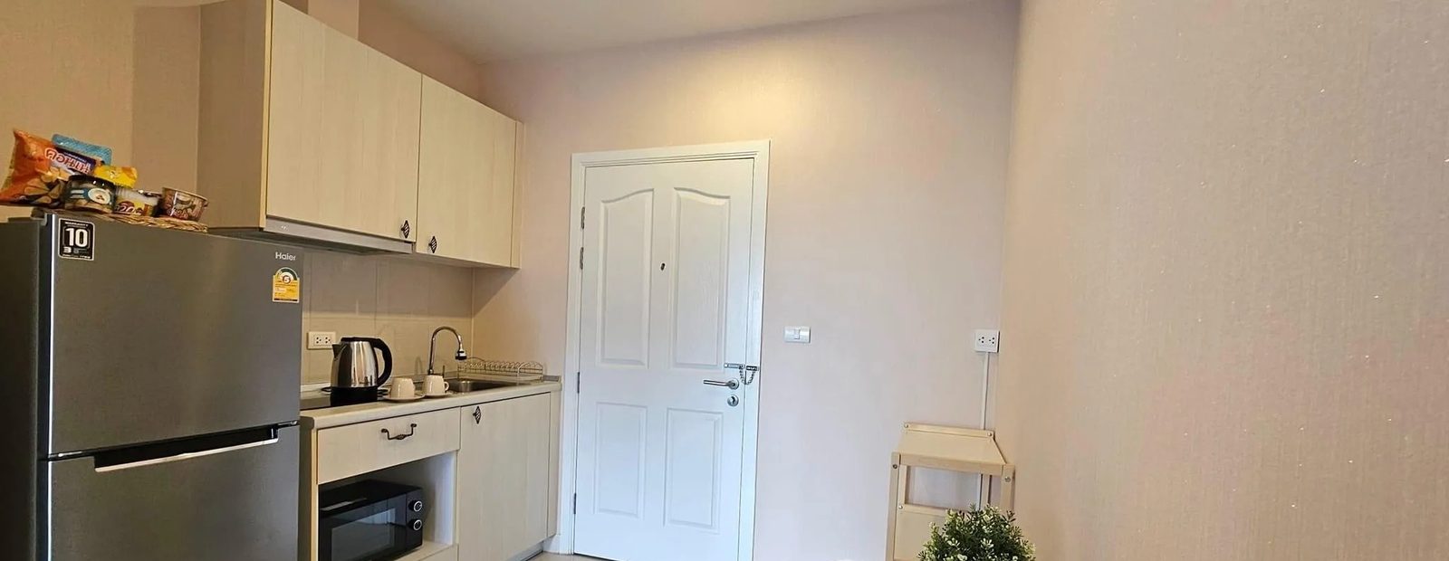 1 Bedroom Condo for rent at Manor Sanambinnam — photo 3