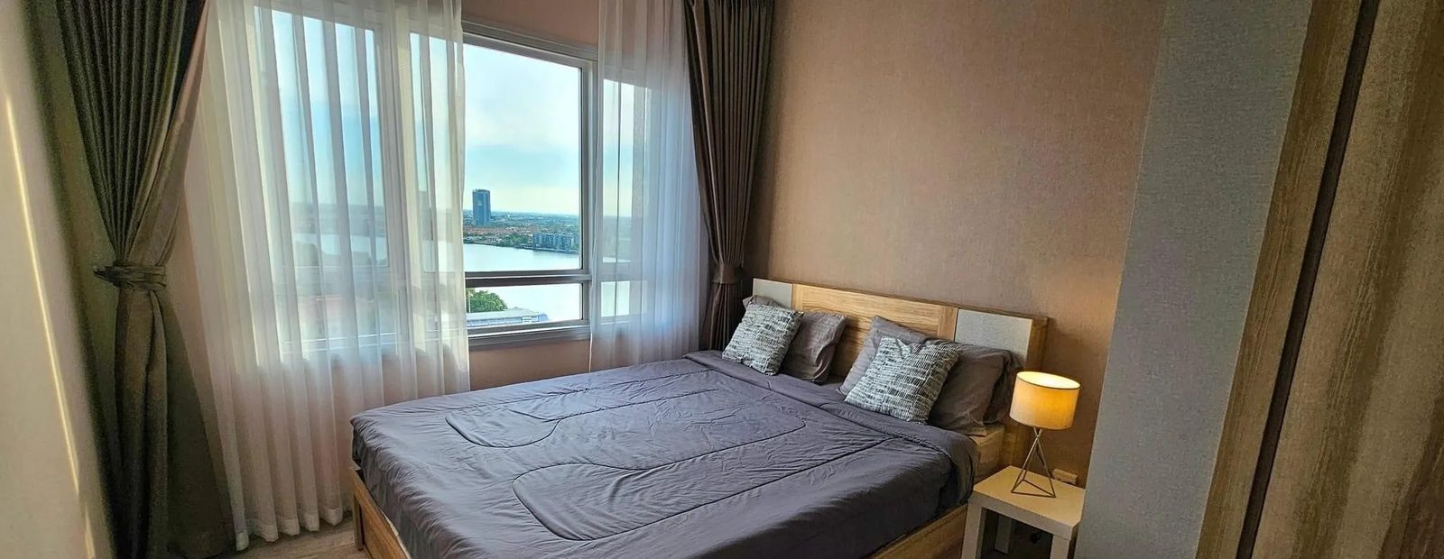 1 Bedroom Condo for rent at Manor Sanambinnam — photo 4