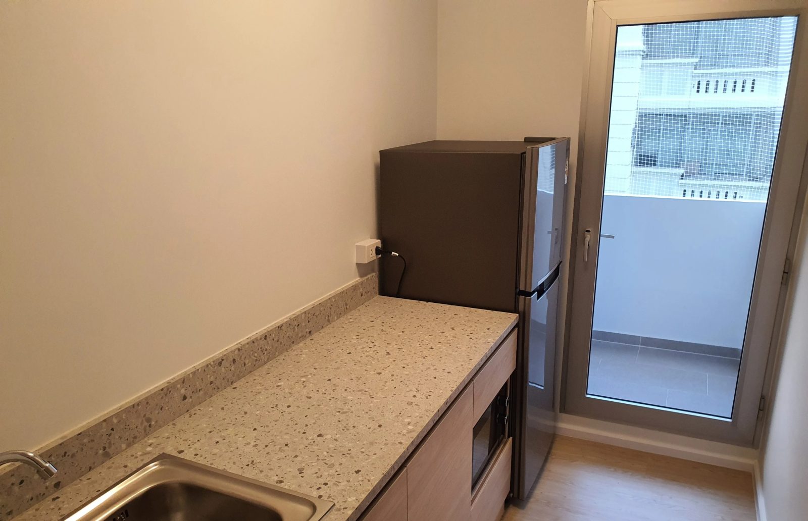 1 Bedroom Condo for rent at Mori Condominium — photo 3