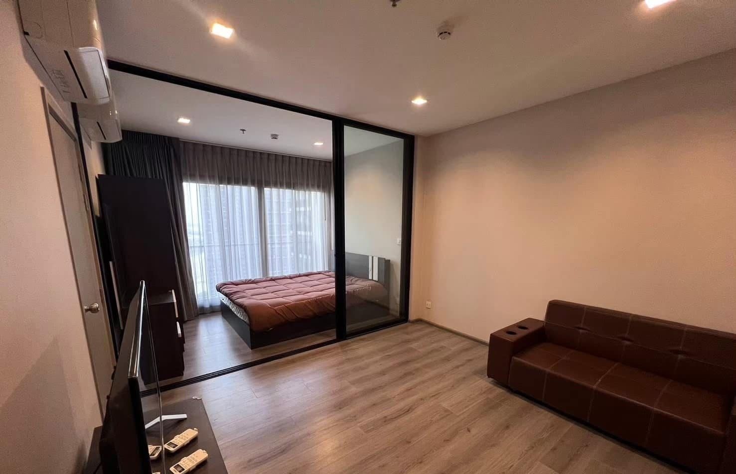 1 Bedroom Condo for rent at The Politan Rive — photo 3