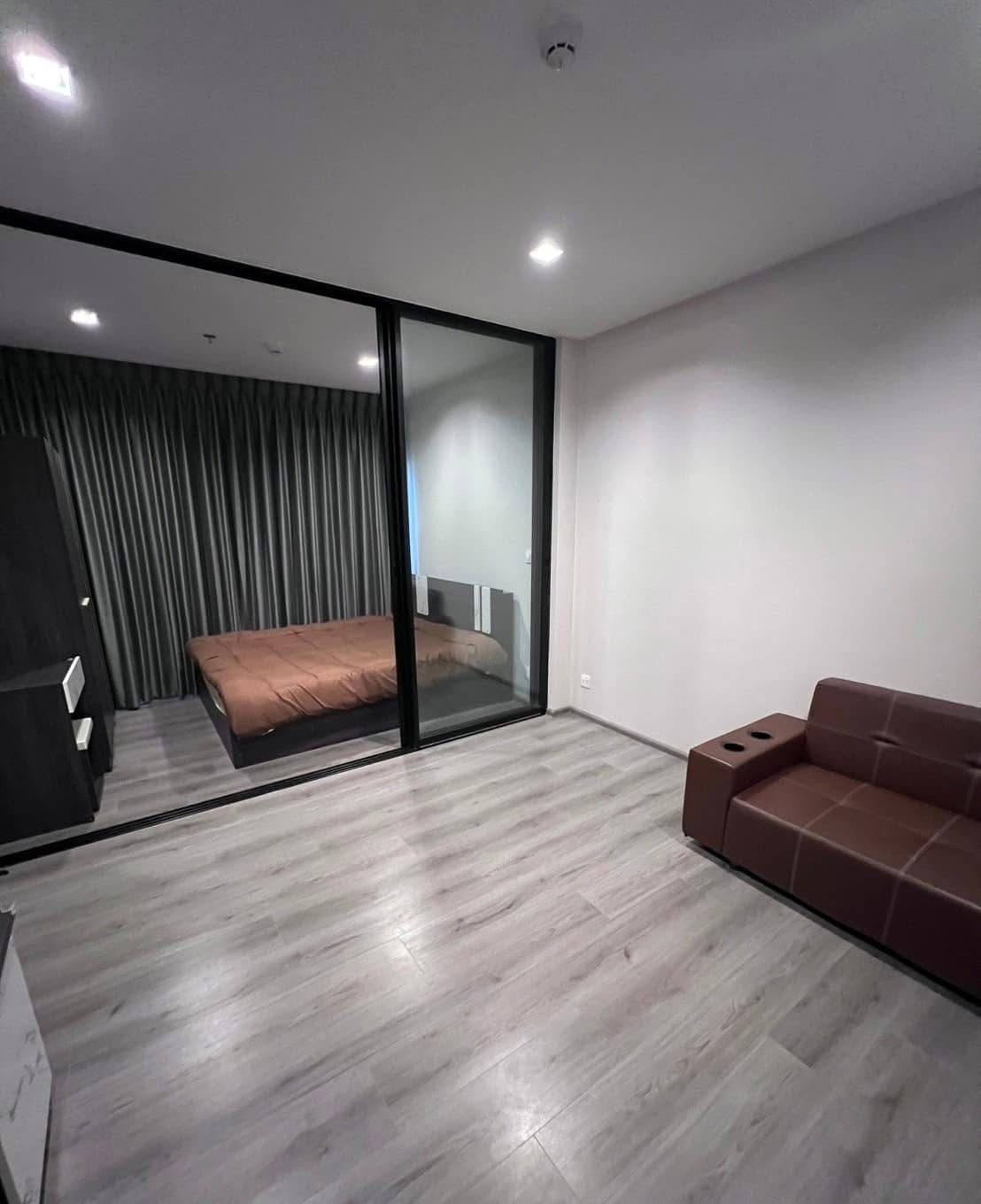 1 Bedroom Condo for rent at The Politan Rive — photo 4