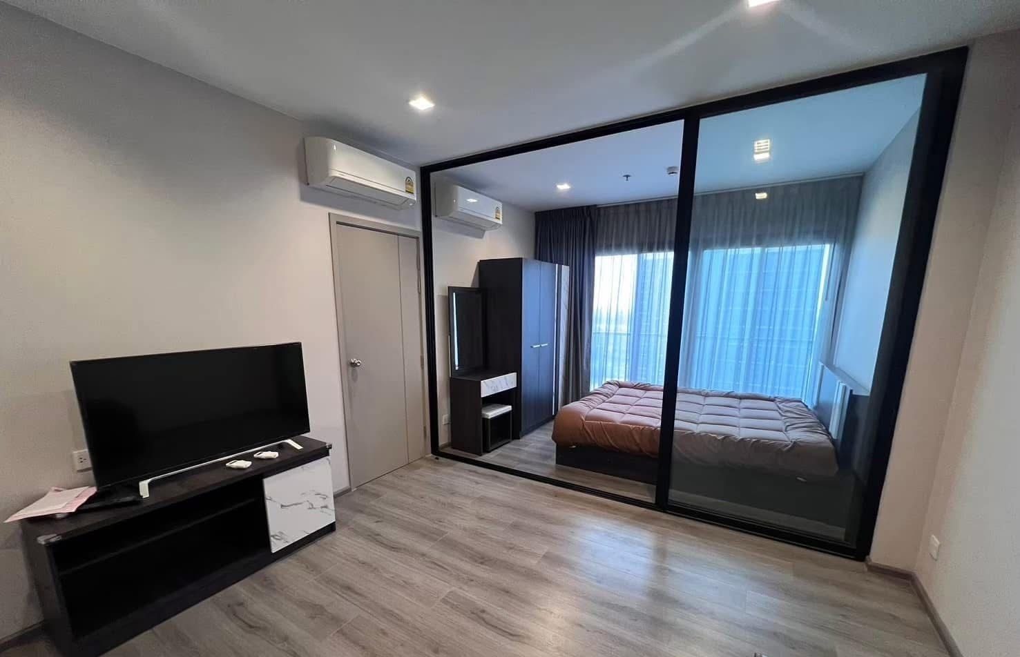1 Bedroom Condo for rent at The Politan Rive — photo 5