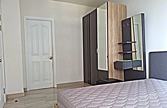 1 Bedroom Condo for rent at Manor Sanambinnam — photo 3