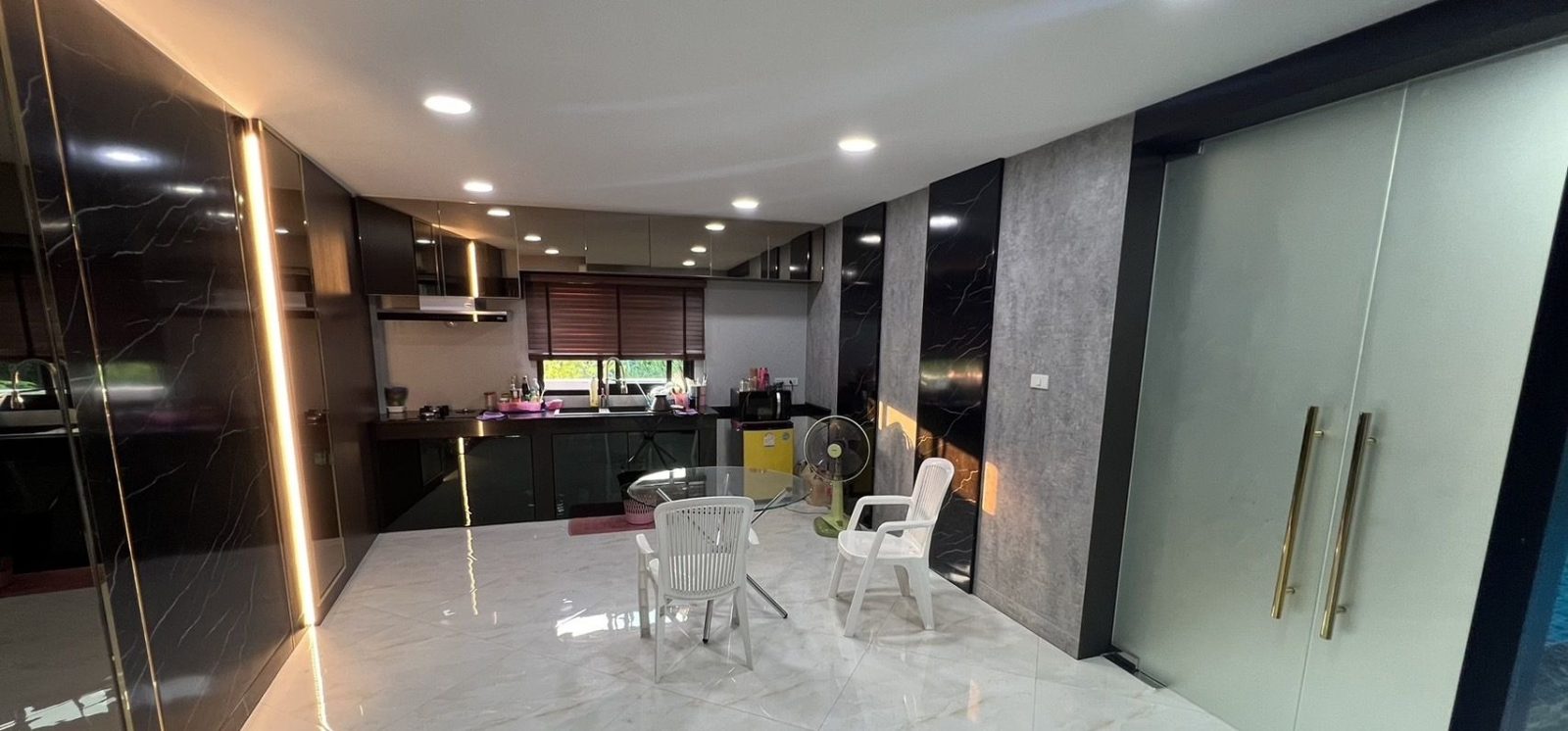 Modern 3-storey detached house for sale with Build in+ Furniture — photo 5