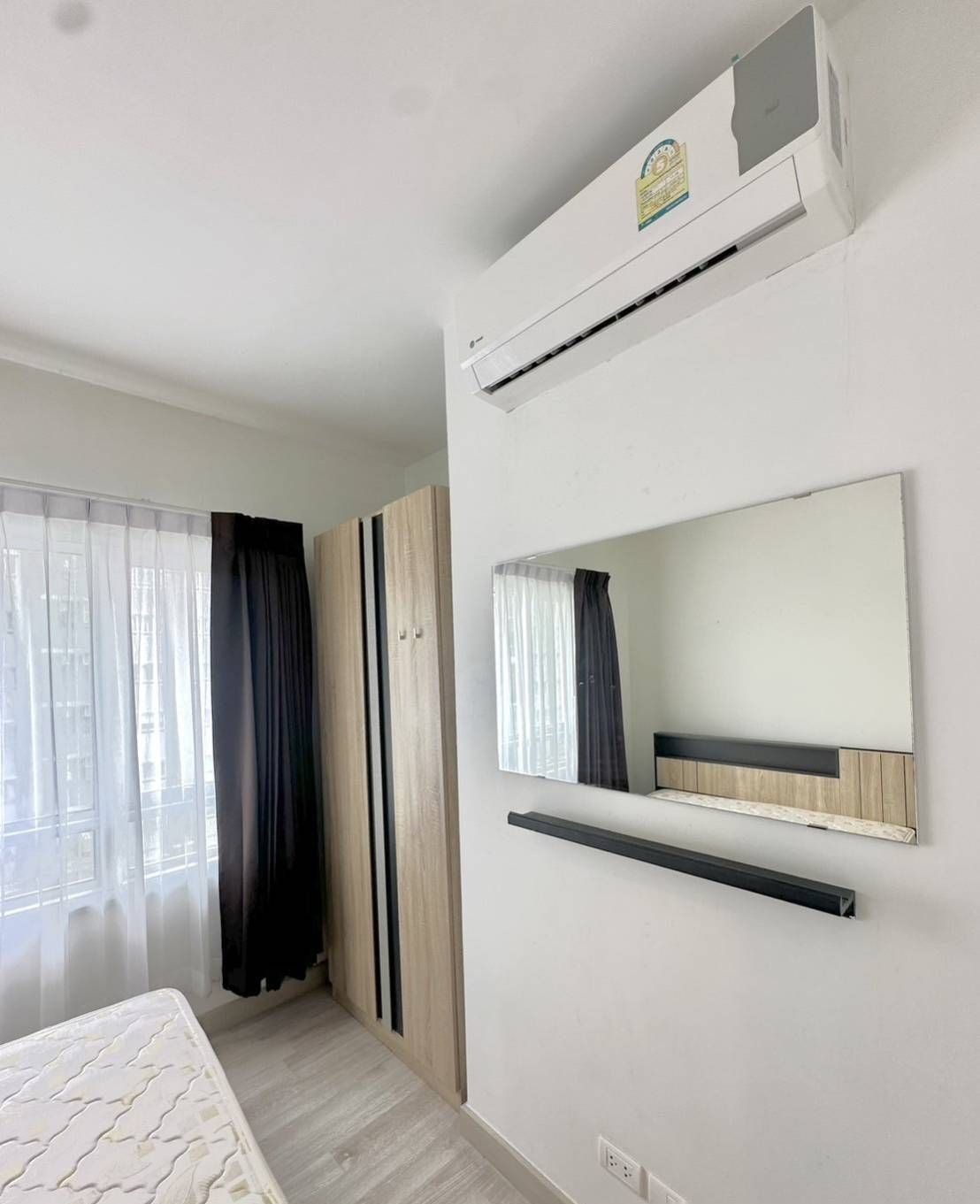 1 Bedroom Condo for rent at Manor Sanambinnam — photo 5