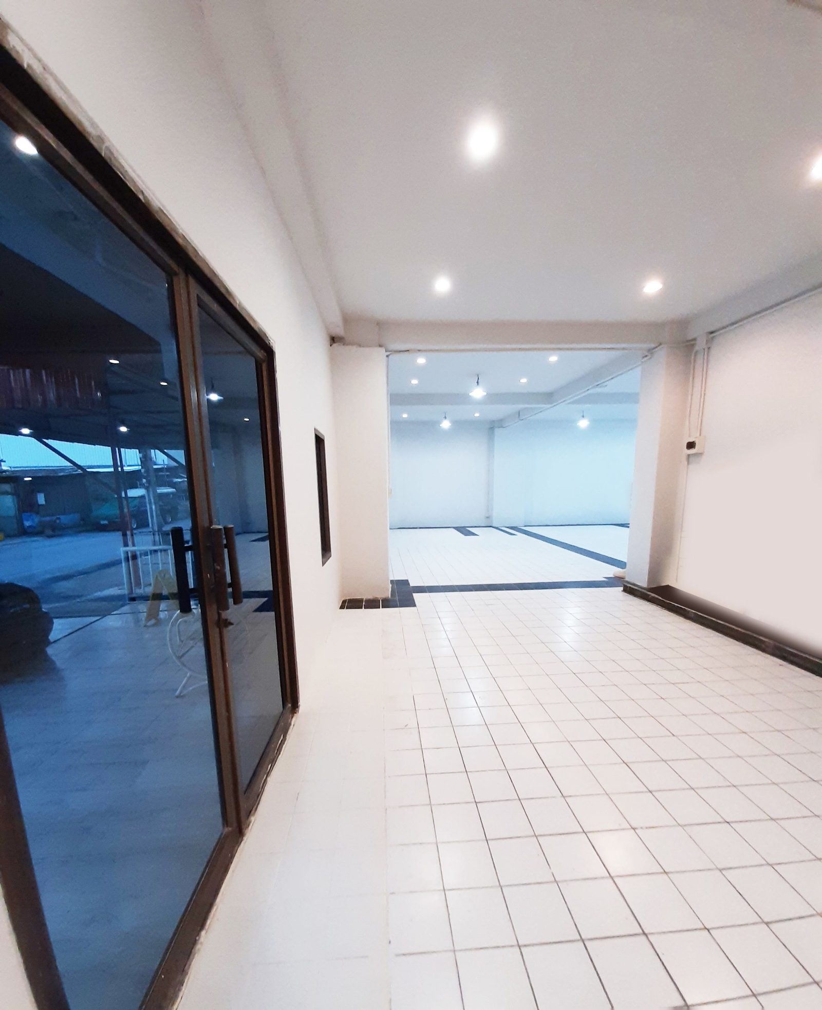 Studio Condo for rent at T.K Mansion — photo 4