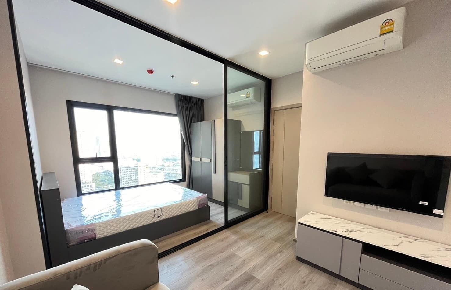 1 Bedroom Condo for rent at The Politan Rive — photo 3