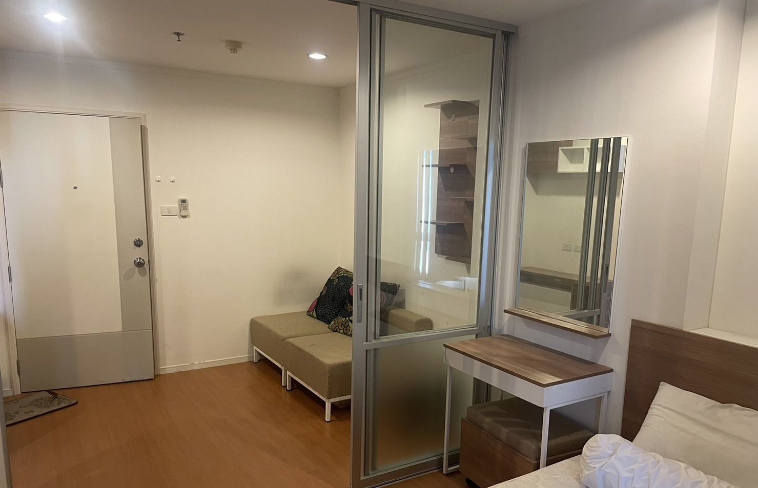 1 Bedroom Condo for rent at Lumpini Park Rattanathibet-Ngamwongwan — photo 4