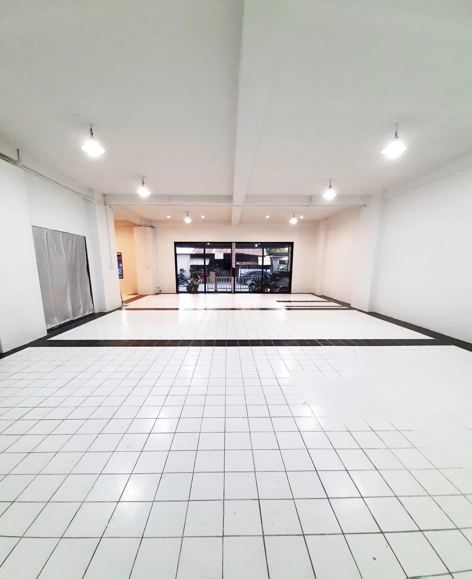 Studio Shophouse for rent at T.K Mansion — photo 3