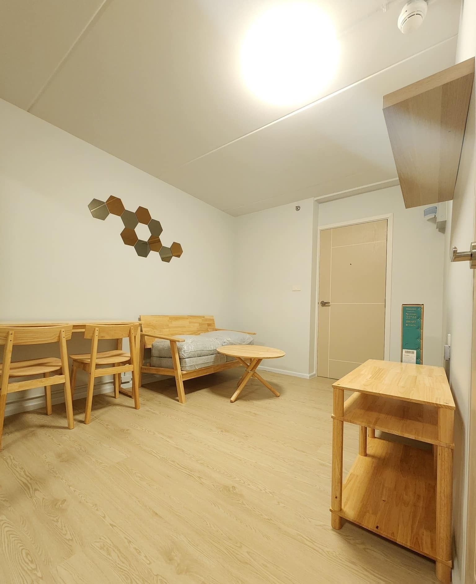 1 Bedroom Condo for rent at Mori Condominium — photo 2