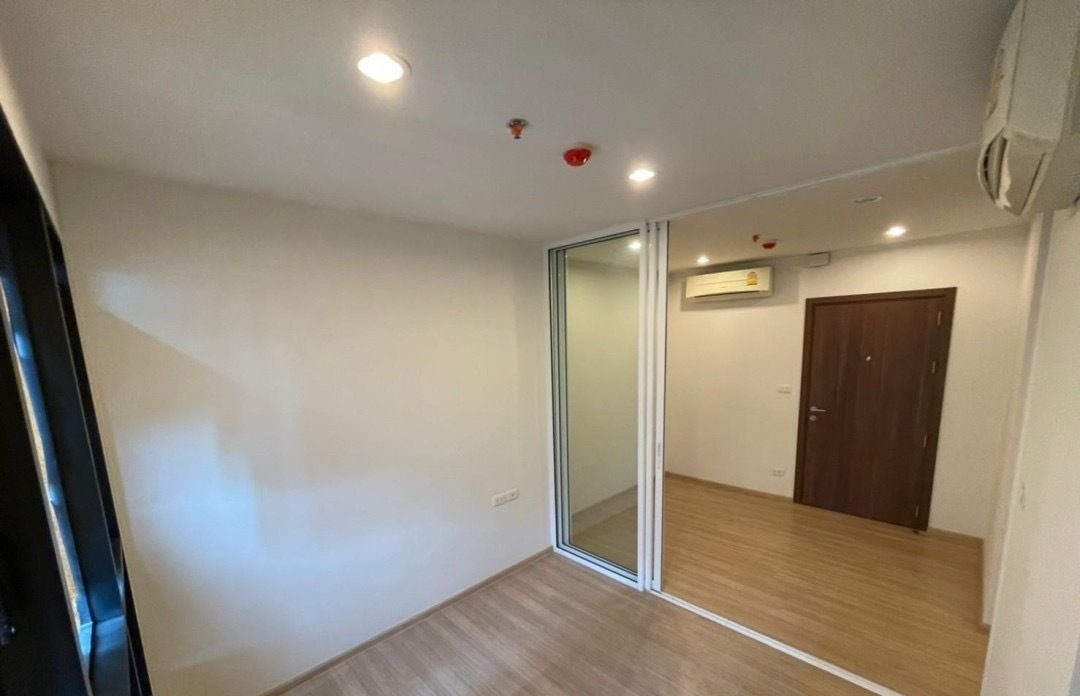 1 Bedroom Condo for rent at The Base Chaengwattana — photo 4