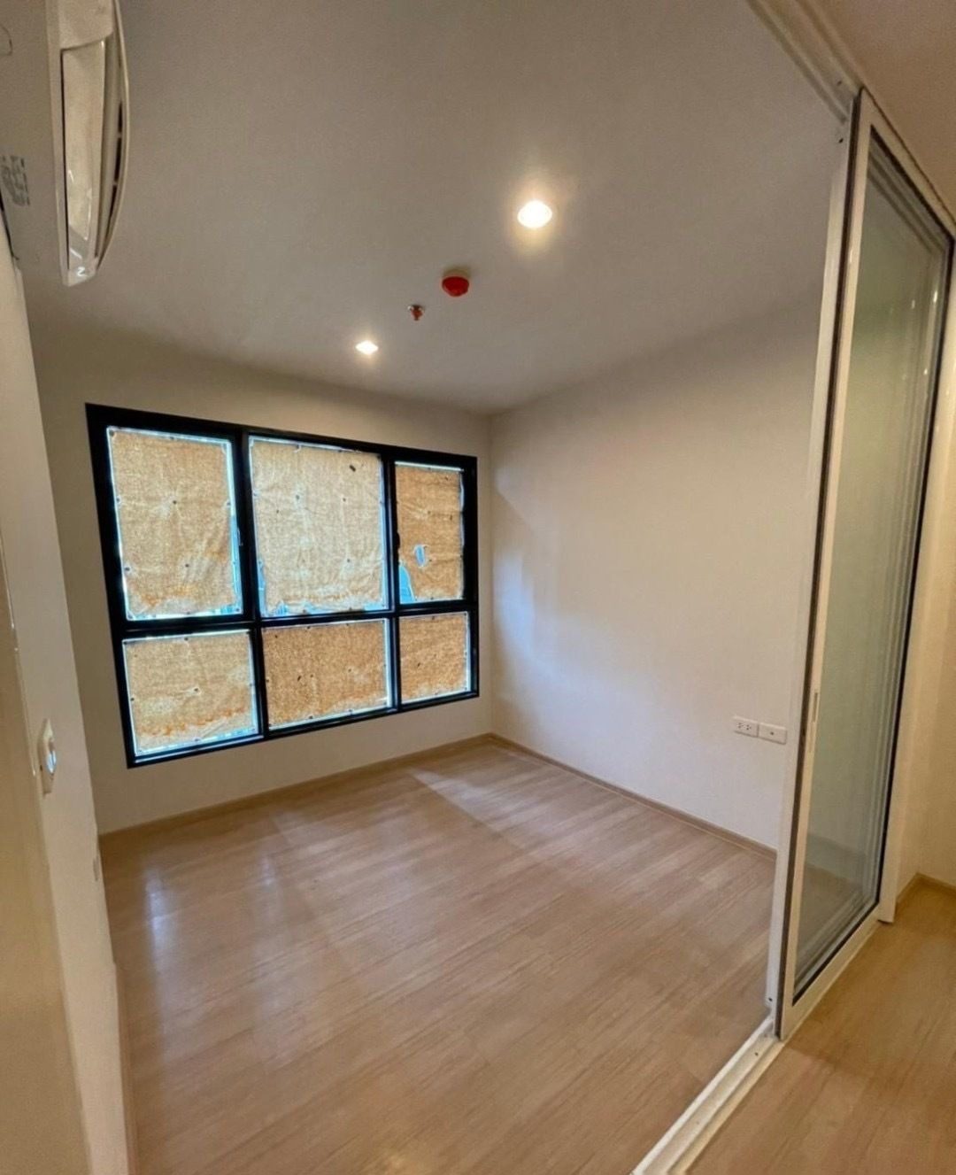 1 Bedroom Condo for rent at The Base Chaengwattana — photo 5