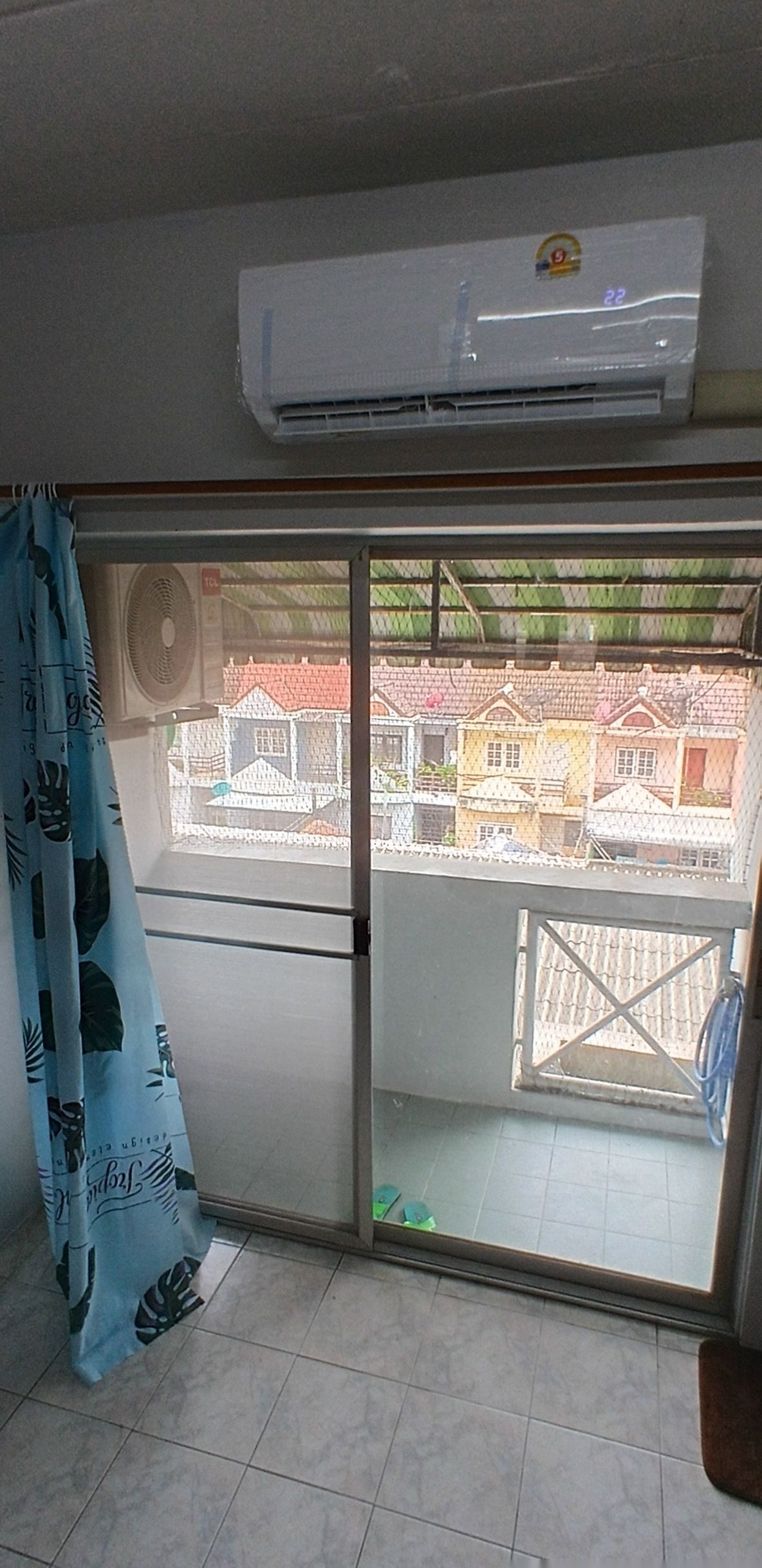 Studio Condo for rent at Saranya Place — photo 4
