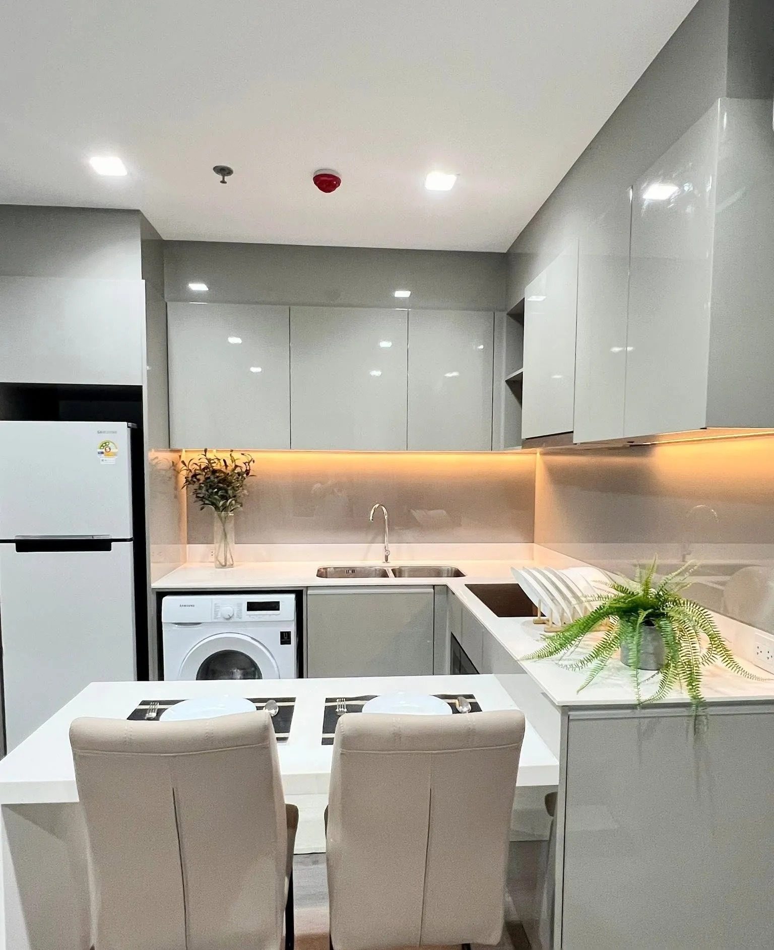 2 Bedroom Condo for rent at The Politan Rive — photo 2