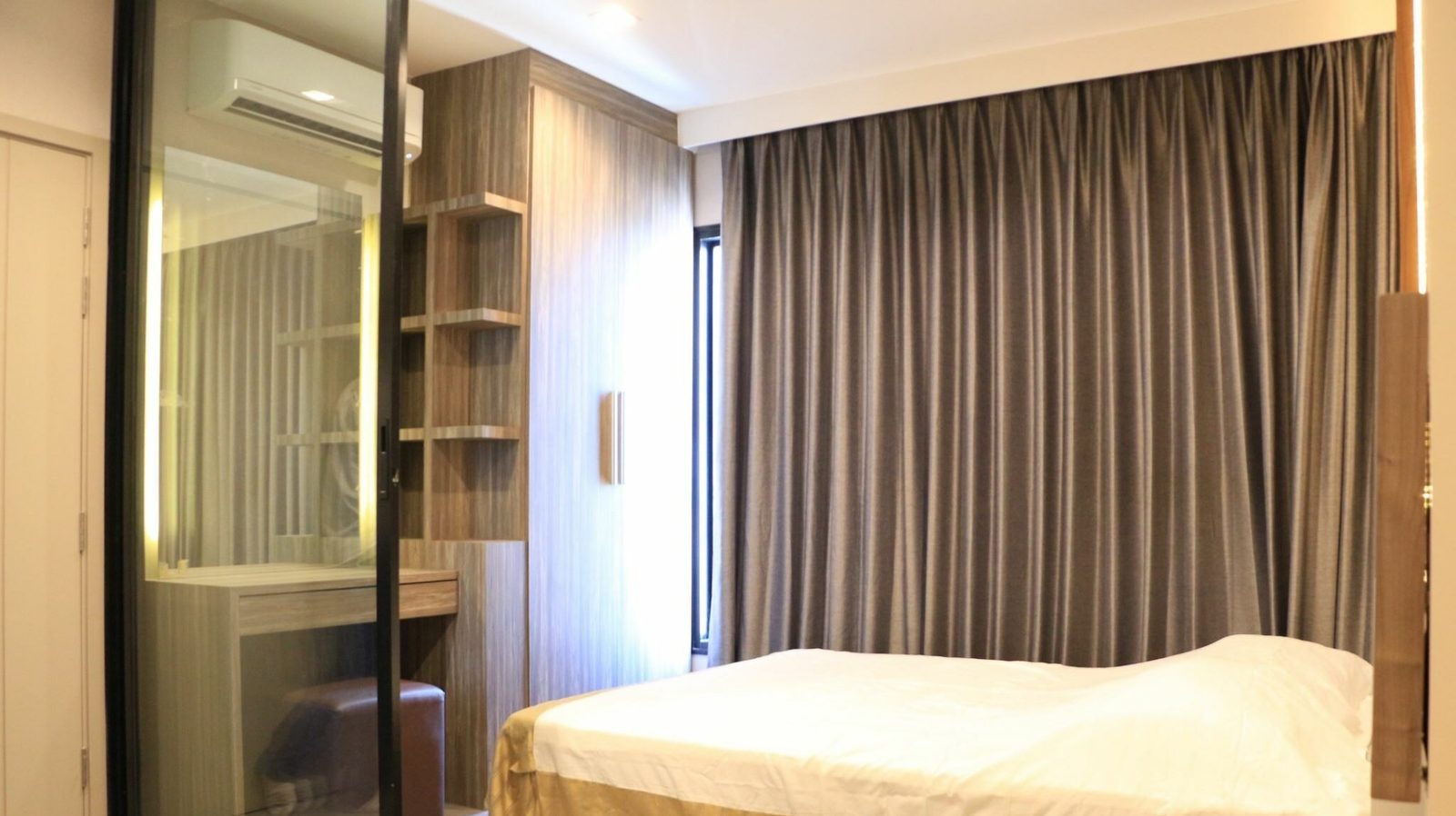 1 Bedroom Condo for rent at The Politan Rive — photo 3