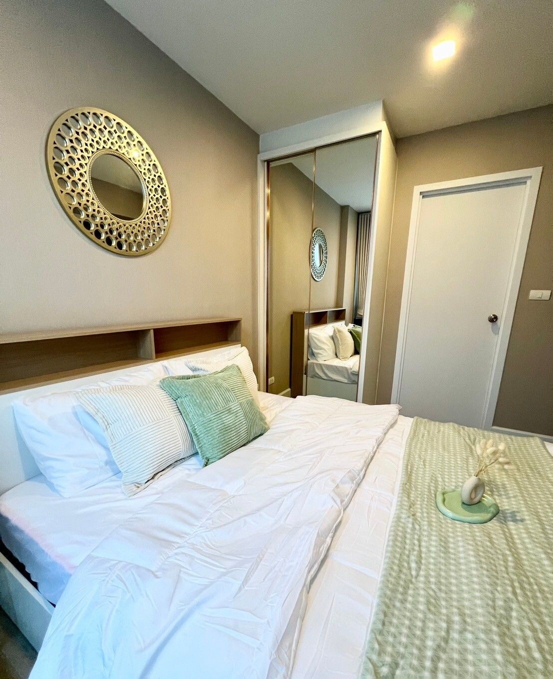 1 Bedroom Condo for rent at Metro Luxe Riverfront Rattanathibet — photo 2