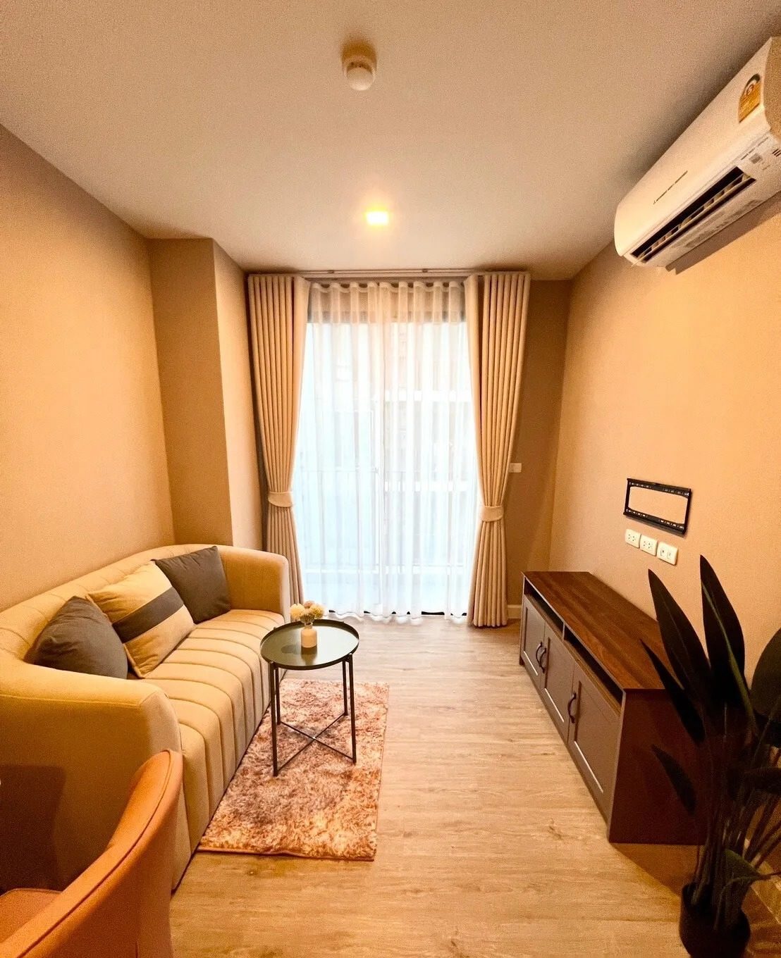 1 Bedroom Condo for rent at Metro Luxe Riverfront Rattanathibet — photo 3