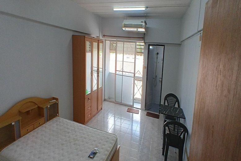 Studio Condo for rent at Saranya Place — photo 4