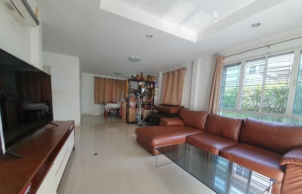 3 Bedroom House for rent at Chuanchuen Modus Chaengwattana — photo 3