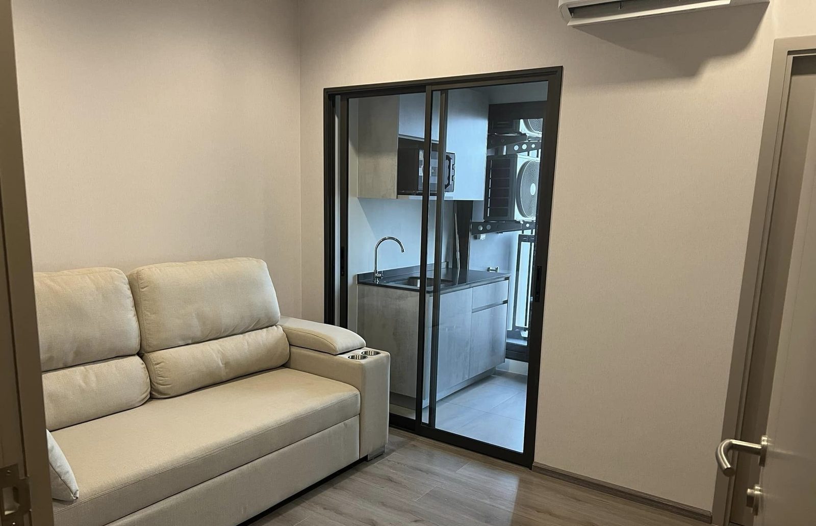 1 Bedroom Condo for rent at The Politan Aqua — photo 3