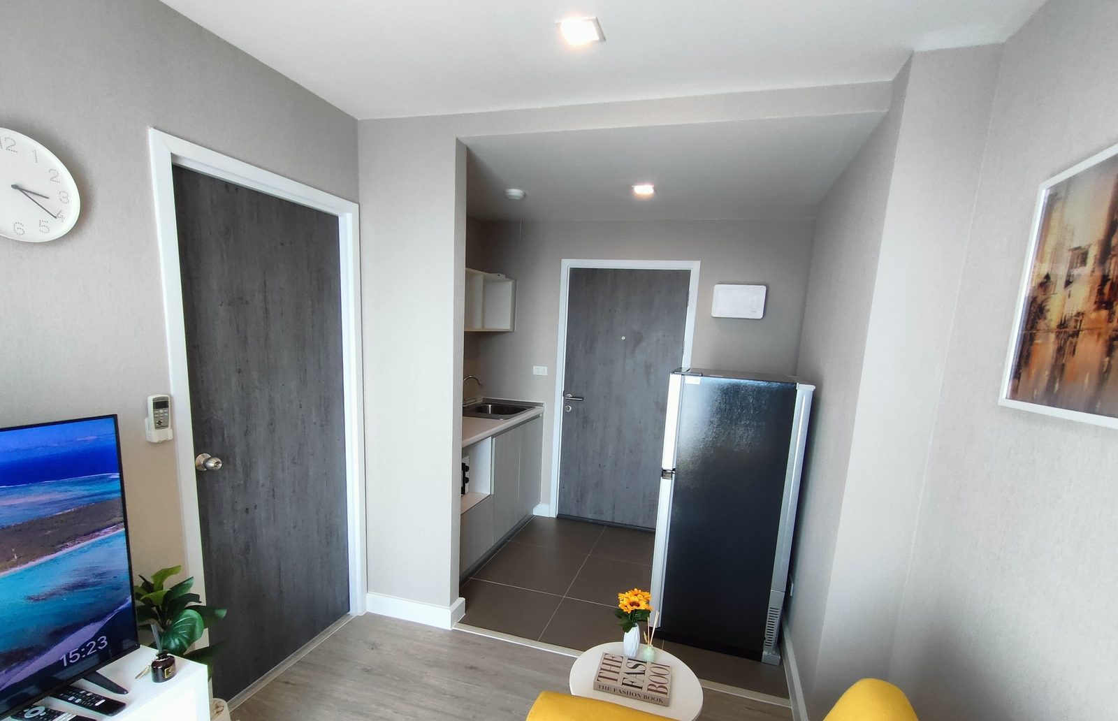 1 Bedroom Condo for rent at Metro Luxe Riverfront Rattanathibet — photo 3