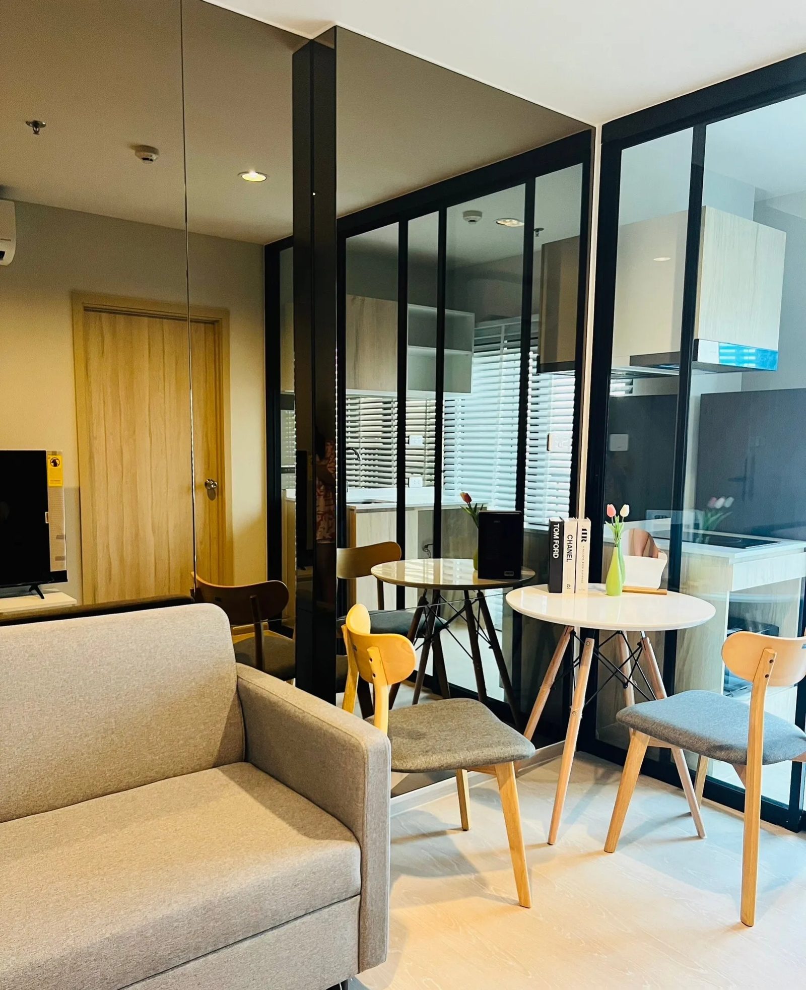 1 Bedroom Condo for rent at Nue Noble Ngamwongwan — photo 1