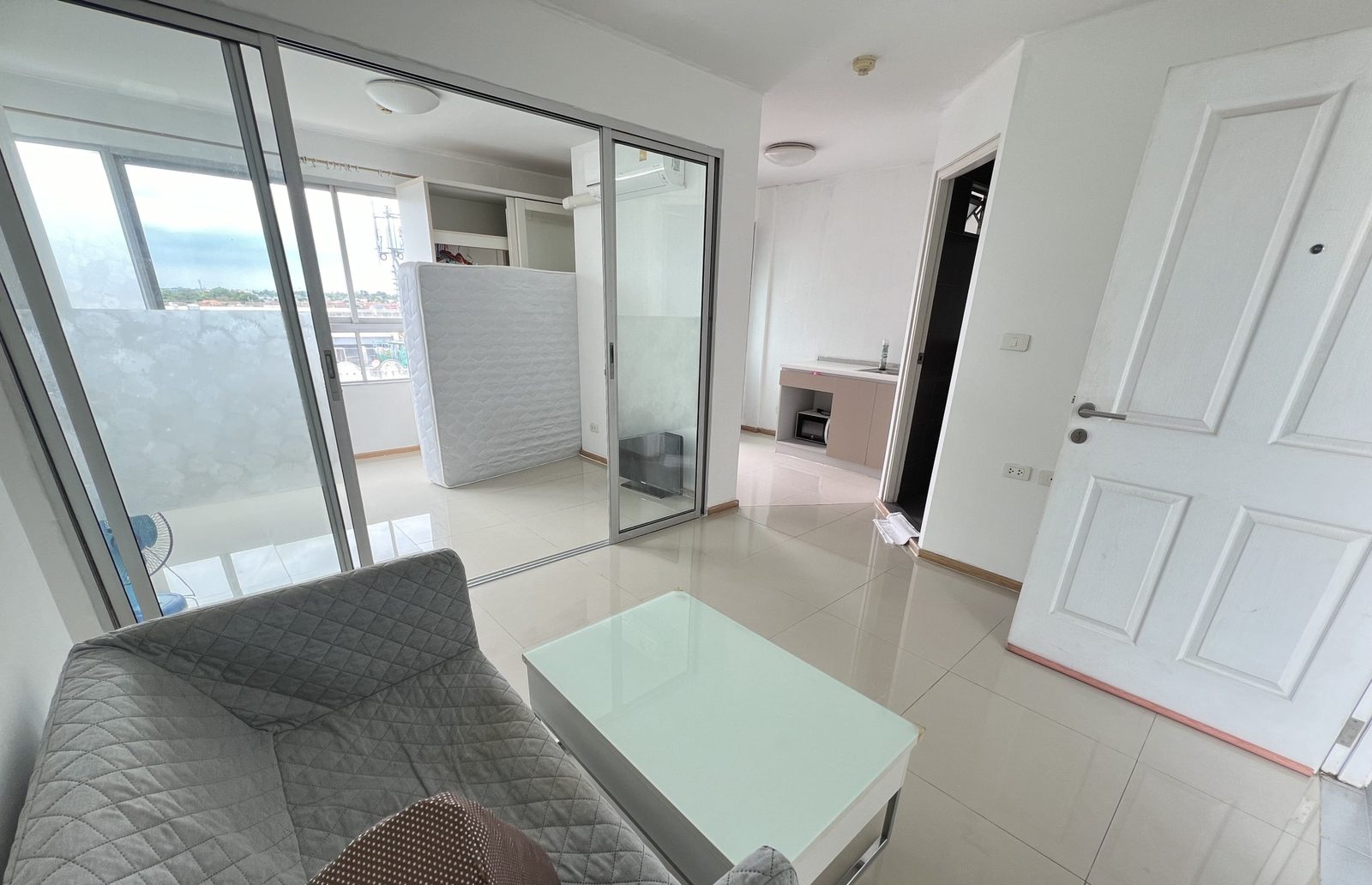 1 Bedroom Condo for rent at D Condo Rattanathibet — photo 2