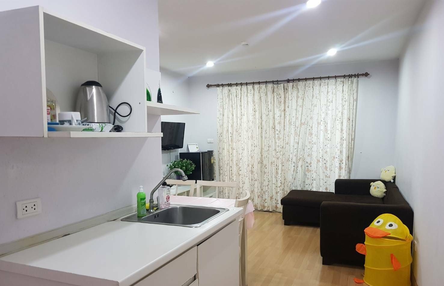 2 Bedroom Condo for rent at The Paint Ngamwongwan 22 — photo 2