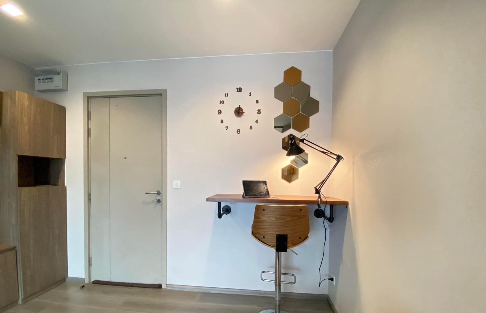 1 Bedroom Condo for rent at The Politan Rive — photo 4