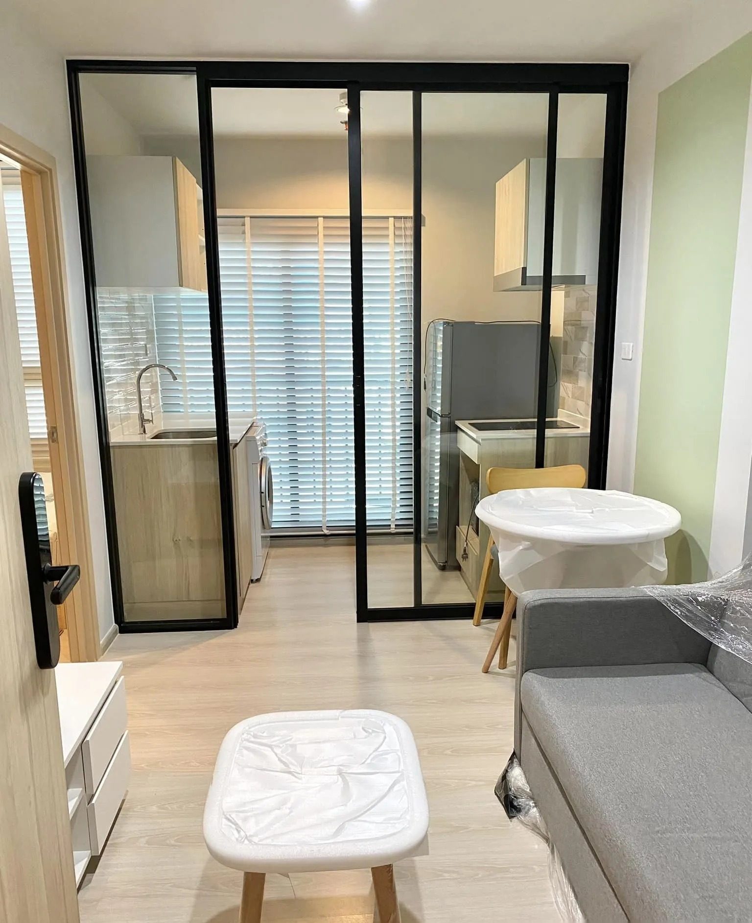 1 Bedroom Condo for rent at Nue Noble Ngamwongwan — photo 2