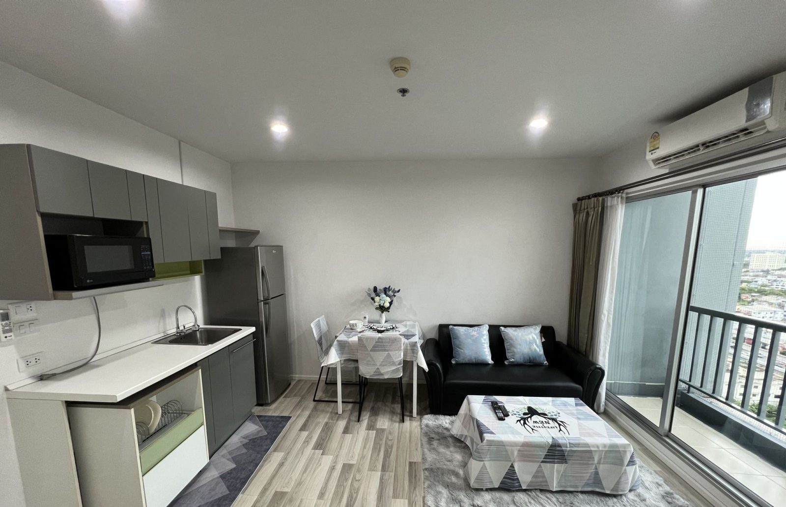 1 Bedroom Condo for rent at The Key Chaengwattana — photo 3