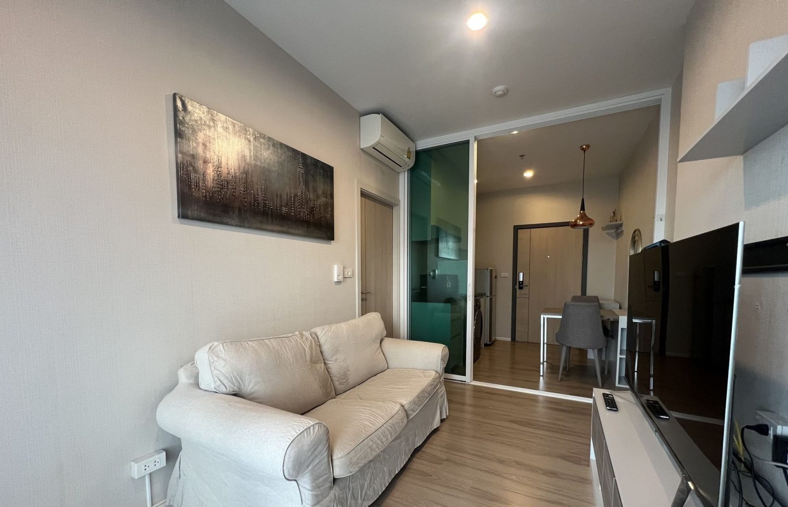 1 Bedroom Condo for rent at Amber By Eastern Star — photo 4