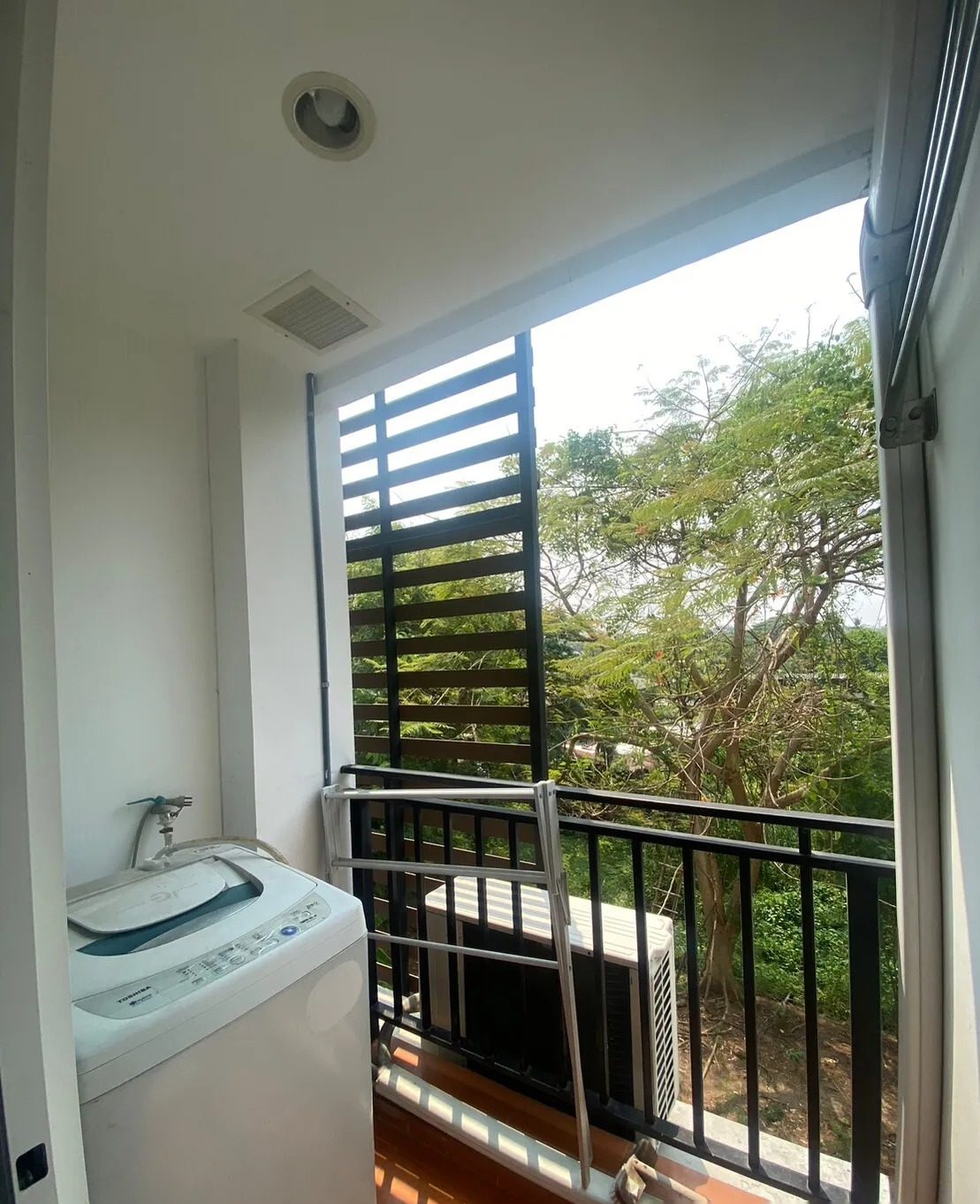 1 Bedroom Condo for rent at Regent Home 25 Tiwanon — photo 3