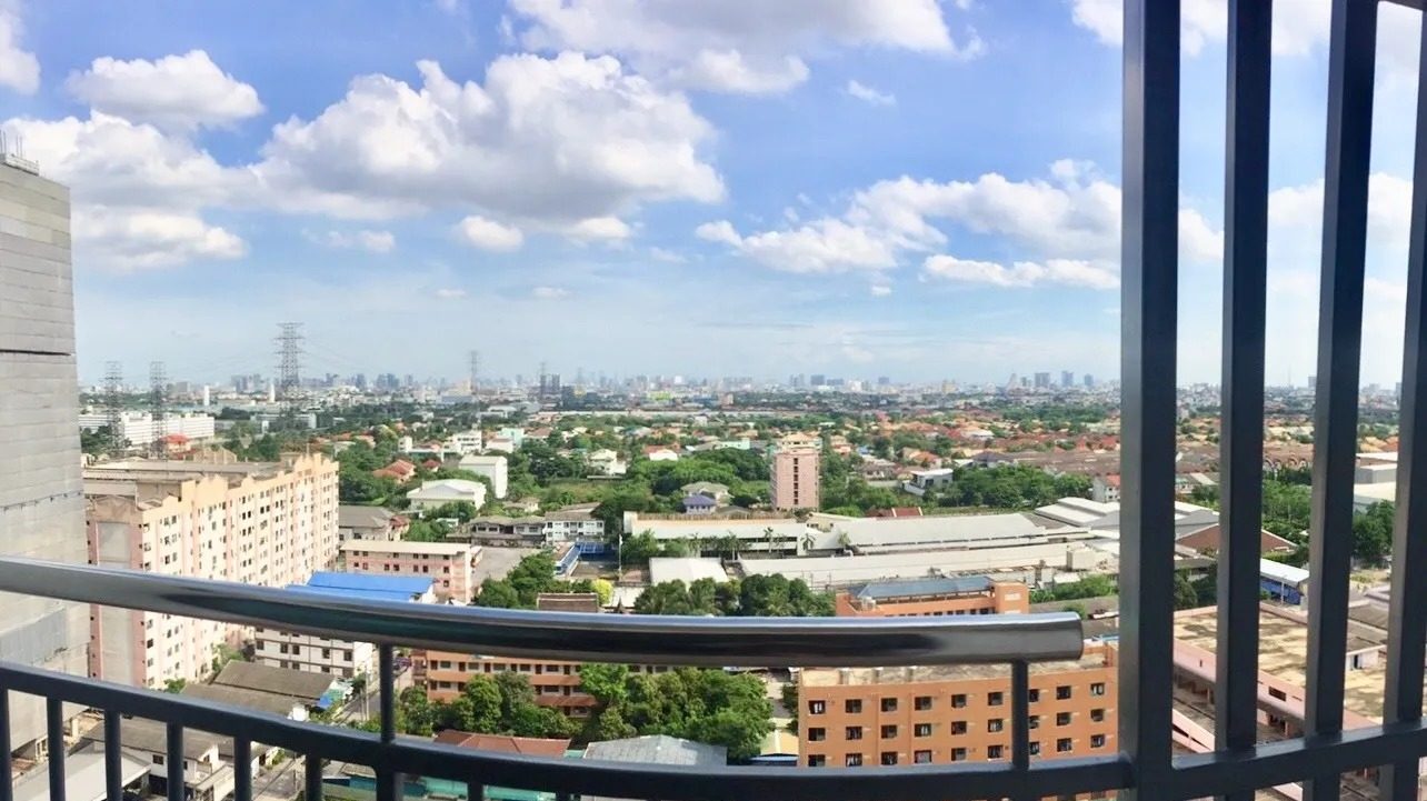 Studio Condo for rent at Supalai Loft Chaeng Wattana — photo 3
