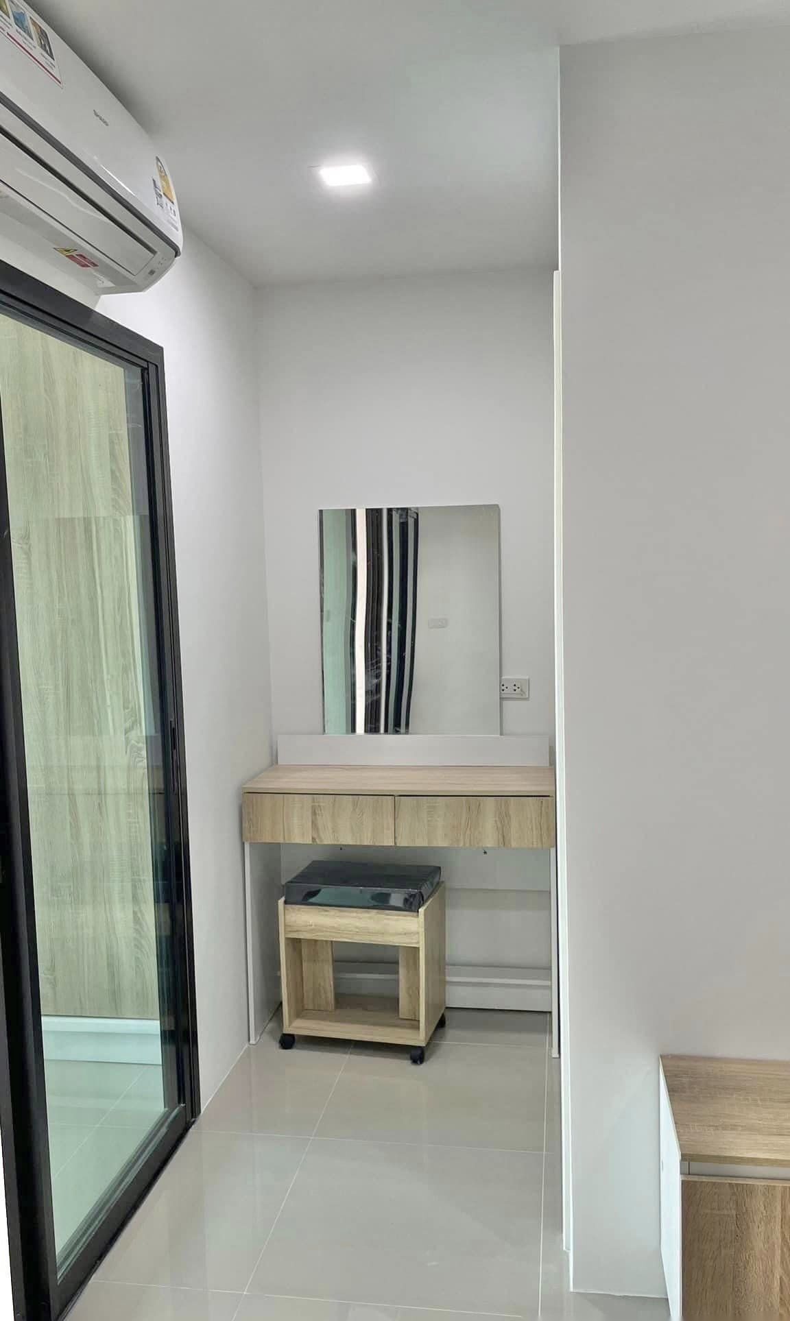 1 Bedroom Condo for rent at The Momento Tiwanon — photo 5