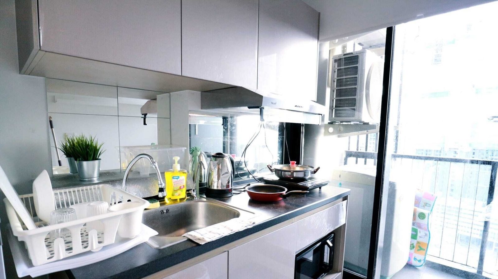 Studio Condo for rent at The Politan Rive — photo 5